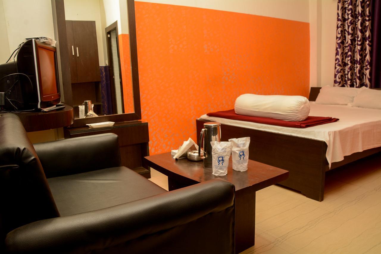 Hotel Galaxy International Koch Bihar ภายนอก รูปภาพ